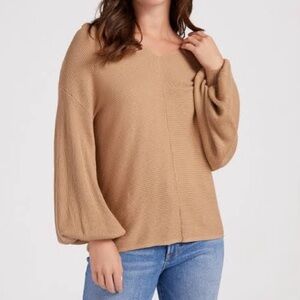 1. State V-neck Bubble Sleeve Sweater
